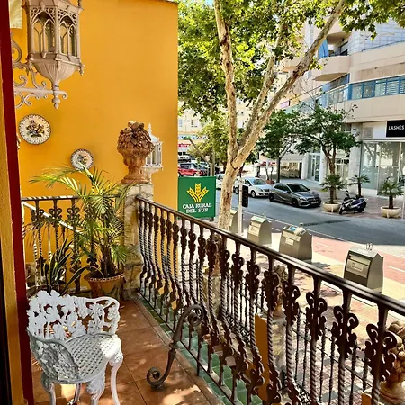 Three Gems Center - Eaw Homes Apartamento Marbella