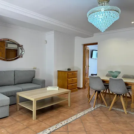 Three Gems Center - Eaw Homes Marbella