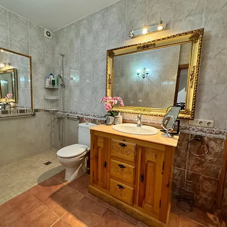 Appartement Three Gems Center - Eaw Homes *