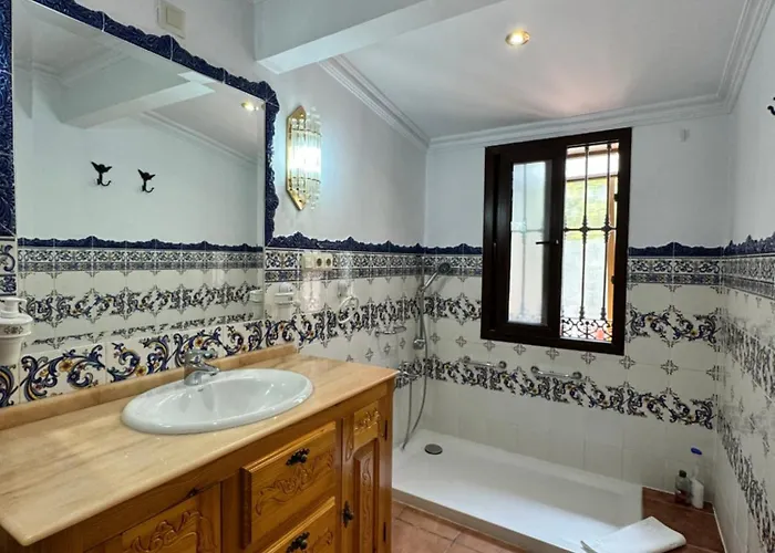 Appartamento Three Gems Center - Eaw Homes