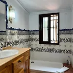 Three Gems Center - Eaw Homes Διαμέρισμα Μαρμπέλλα