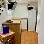 Three Gems Center - Eaw Homes *